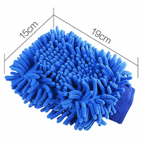 Guante En Microfibra Para El Lavado De Auto